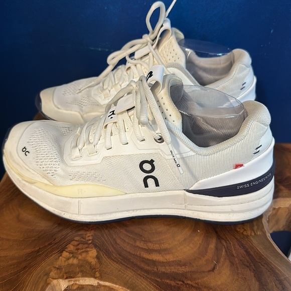 Women’s On Cloud The Roger Pro White & Black Clay Court Tennis Shoe Size 9 - Picture 4 of 5